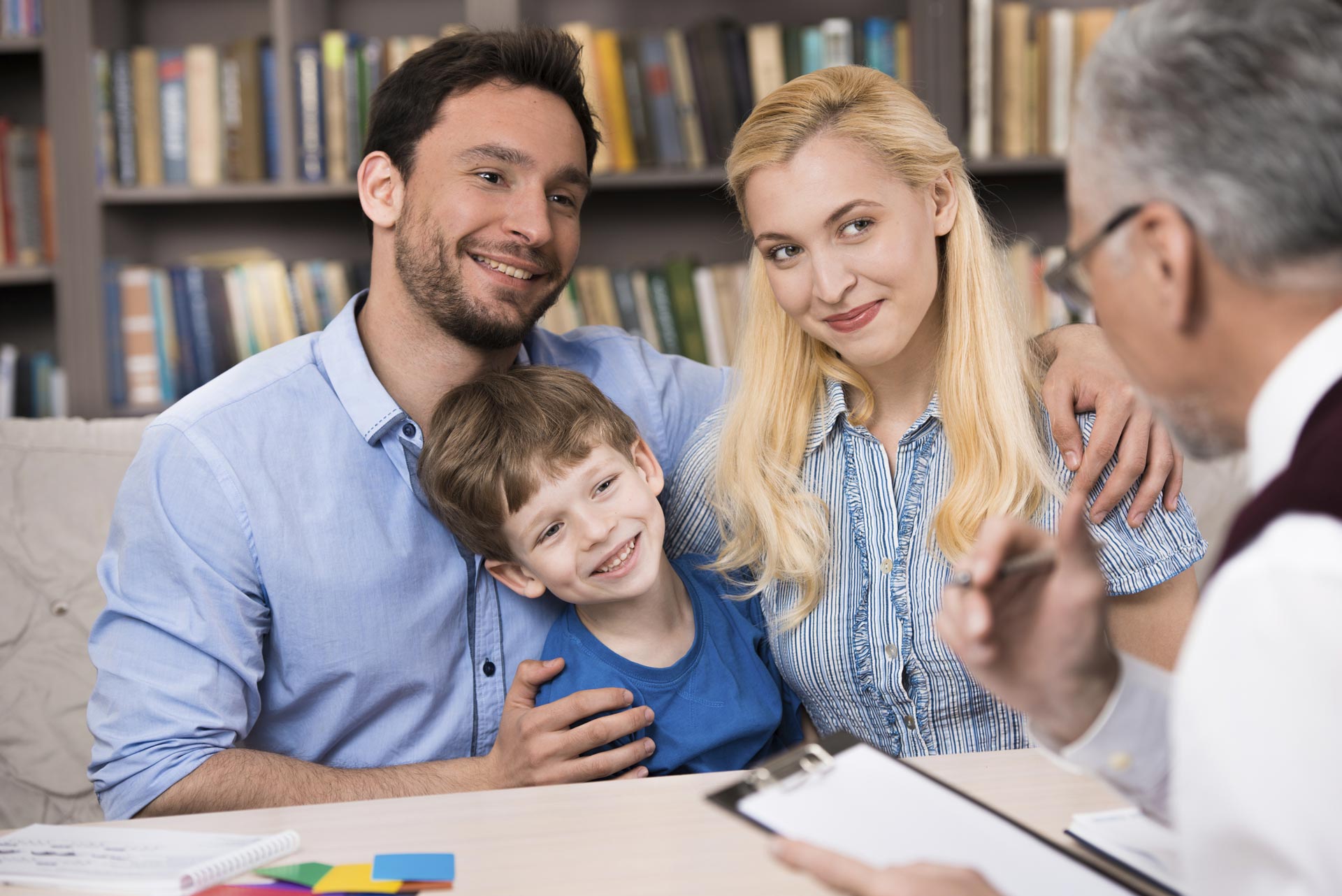 Aile danışmanlığına başvurmak için bir doktor veya mahkeme kararı gerekir mi?